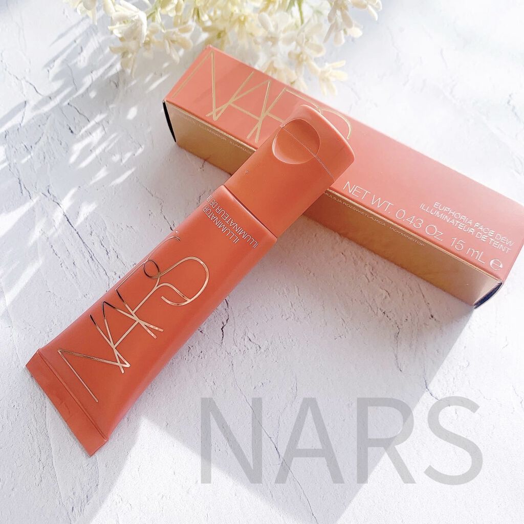.﻿
＿＿＿＿＿＿＿＿＿＿＿＿﻿
✔︎#NARS﻿
︎︎︎︎☑︎#ユーフォリアフェースデュウ﻿
＿＿＿＿＿＿＿＿＿＿＿＿﻿
﻿
﻿
﻿
NARSより2021春限定で﻿
発売されたリキッドルミナイザー﻿
﻿
﻿
﻿
とにかくツヤが好きな方には