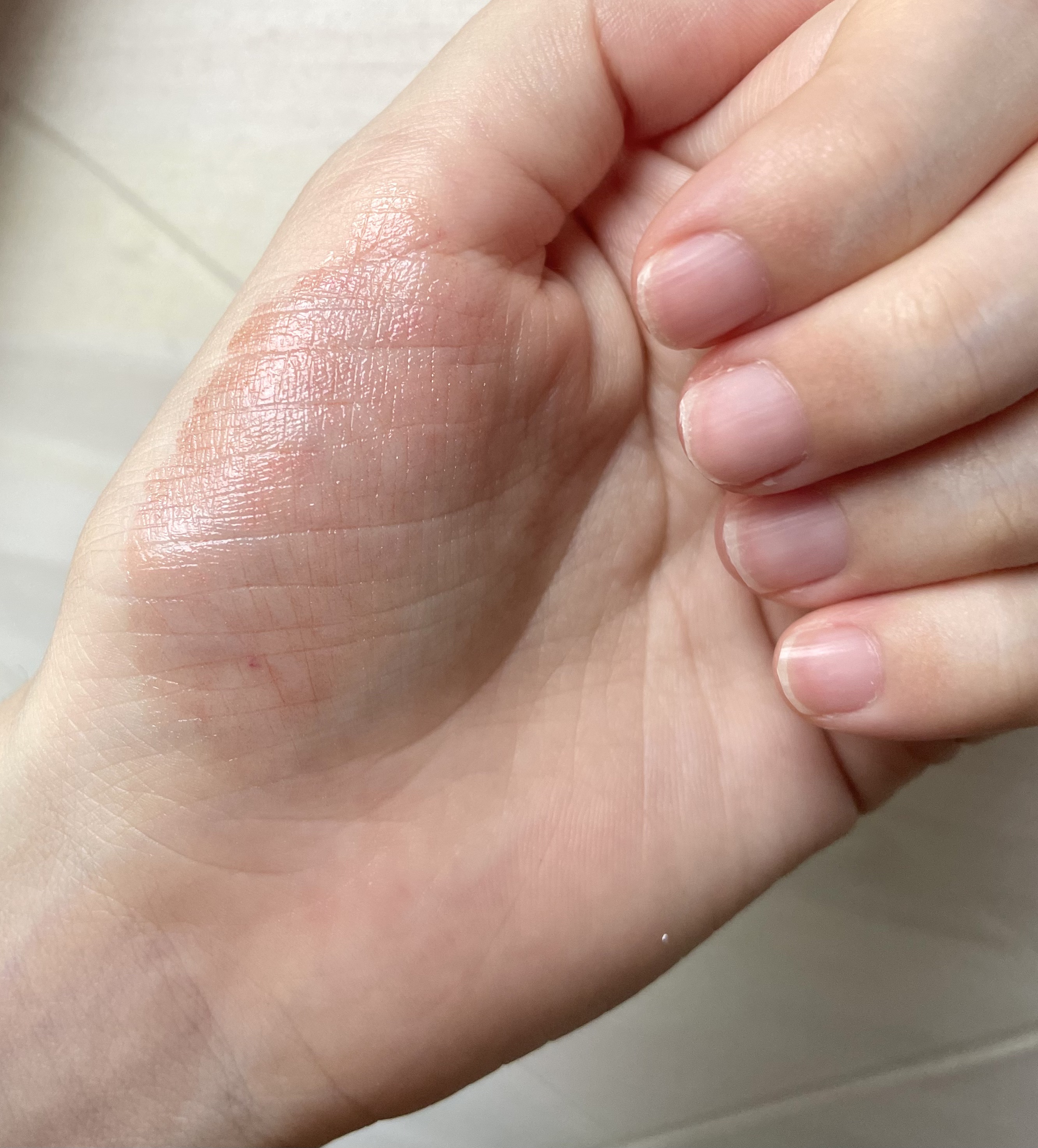 リップケア クリーム（美発色シリーズ） 美発色レッド/キュレル/リップクリームを使ったクチコミ（3枚目）