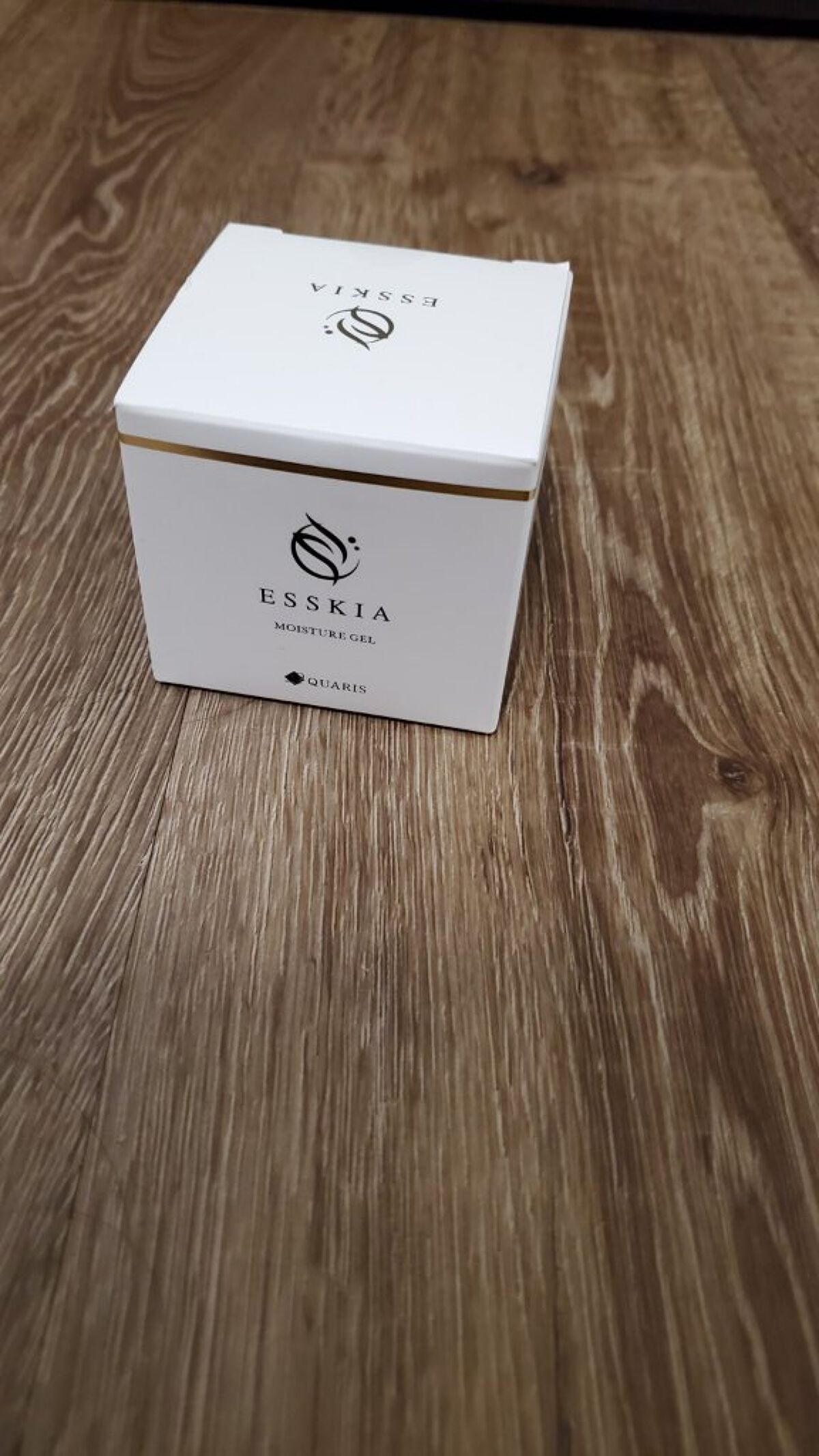 セルディアモイスチャーゲル/ESSKIA/美容液を使ったクチコミ（1枚目）