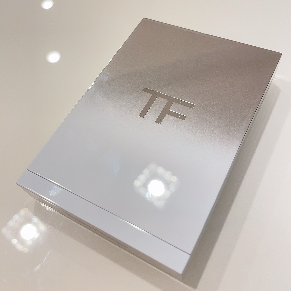 アイ カラー クォード エクストリーム X2 ラバ ラスター/TOM FORD BEAUTY/アイシャドウパレットを使ったクチコミ（2枚目）