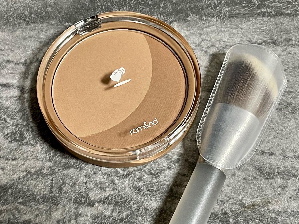 ゆりっぺ on LIPS 「🌷.rom&ndの日本限定シェーディング👏💗日本版で発売された..」(2枚目)