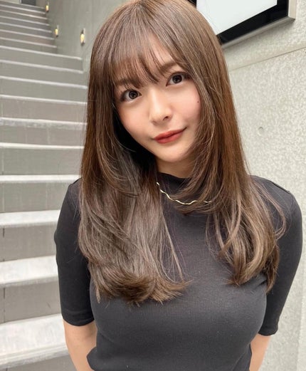 HARUNA on LIPS 「.風になびく素敵なレイヤーたっぷりカット✨✨✨✨..#レイヤー..」(4枚目)