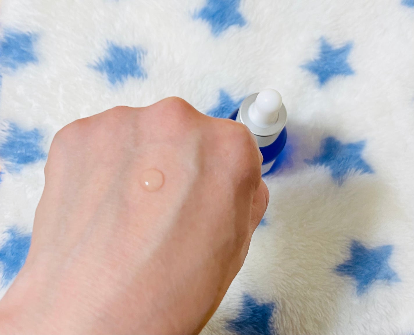 akana on LIPS 「タカミスキンピールいつものスキンケアにプラスワンするだけ!1日..」(4枚目)