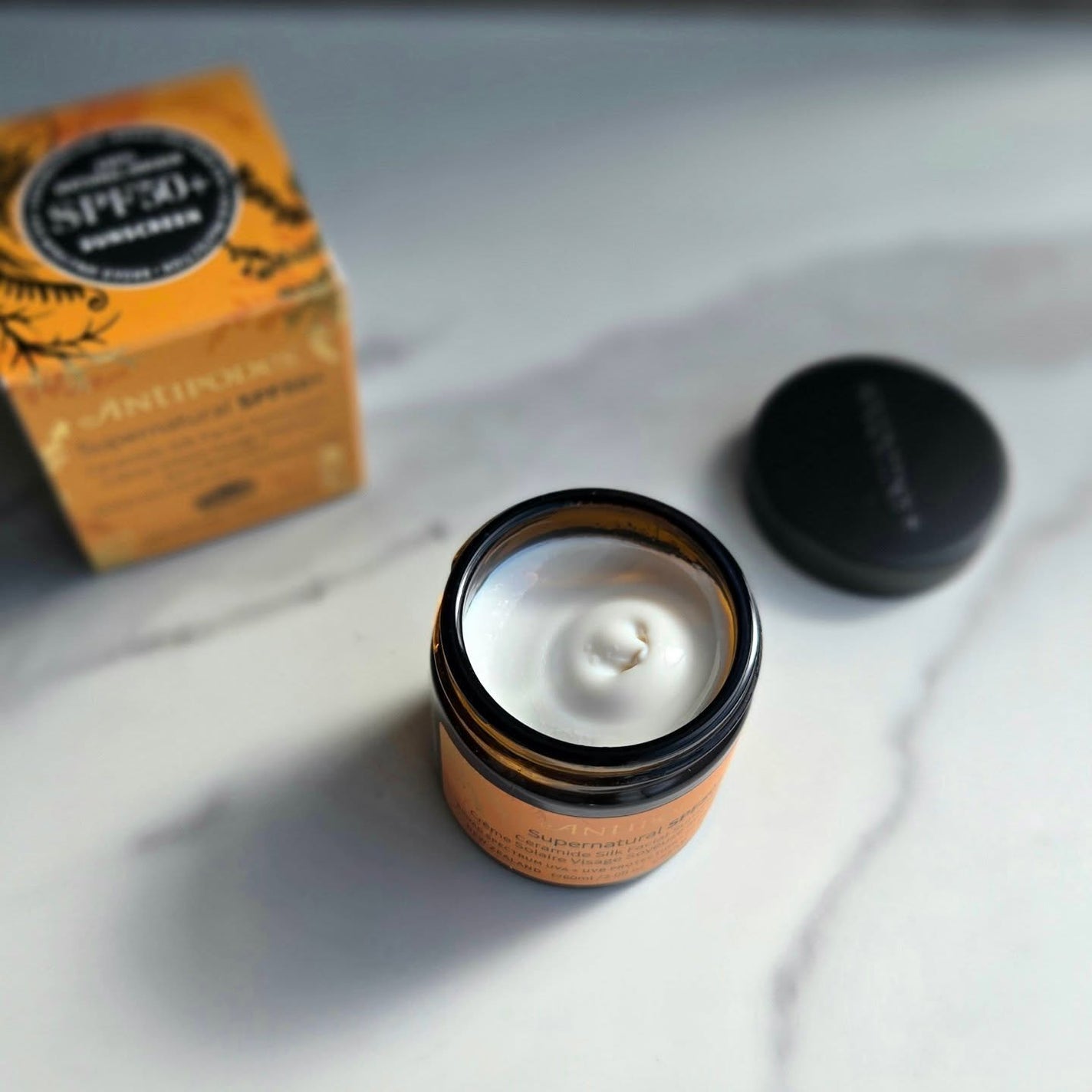 アンティポディース スーパーナチュラル SPF50+ フェイシャル サンスクリーン/Antipodes/日焼け止めクリームを使ったクチコミ(2枚目)