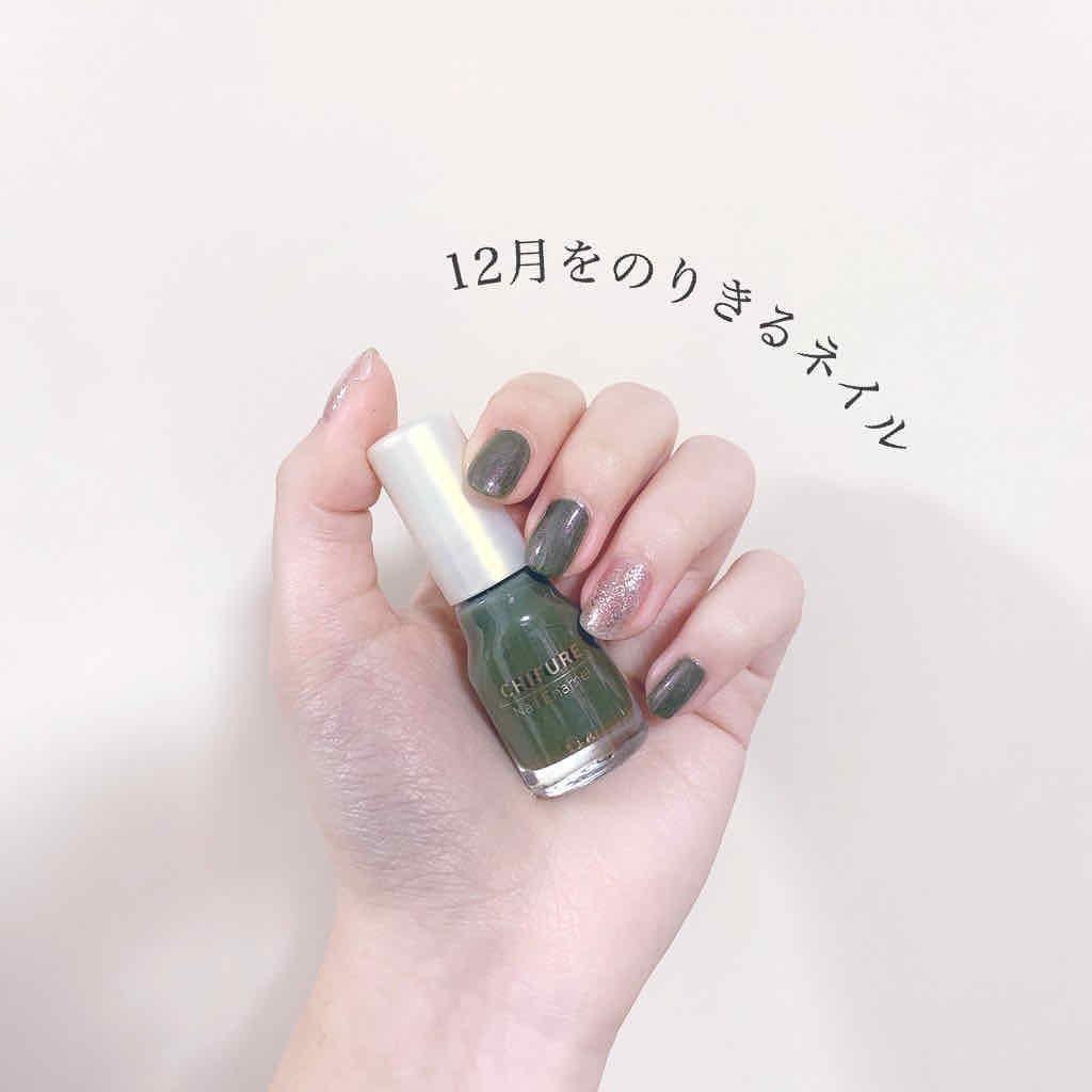 ムンユ on LIPS 「こっくりグリーンにはピンクのラメを仕込んで格上げネイルの完成💅..」(1枚目)