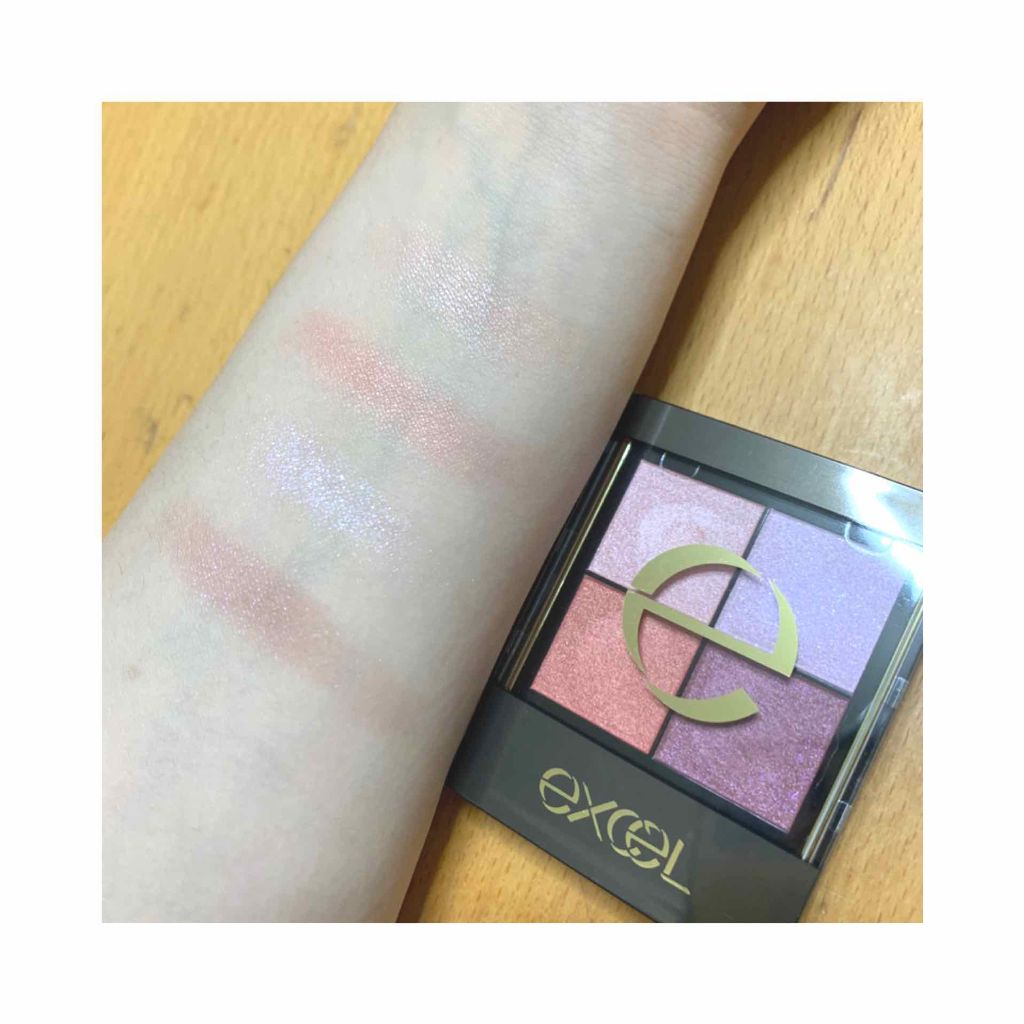 リアルクローズシャドウ/excel/アイシャドウパレットを使ったクチコミ(2枚目)