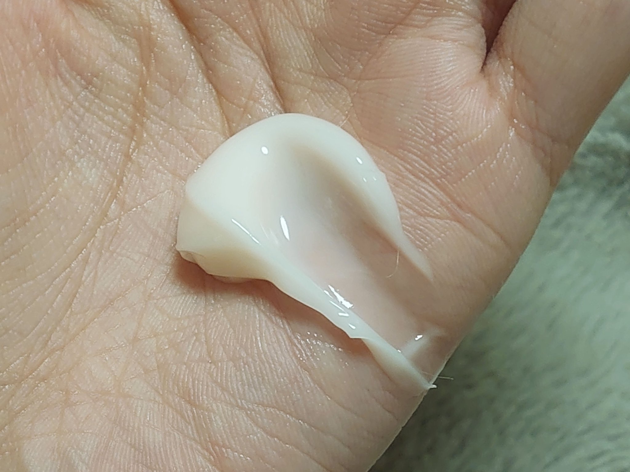 ETUDE エチュード モイストフルコラーゲンクリームのクチコミ「■ETUDE
モイストフルコラーゲンクリーム

トライアルサイズ使用🫶
水分クリームっぽくもジ.....」（3枚目）