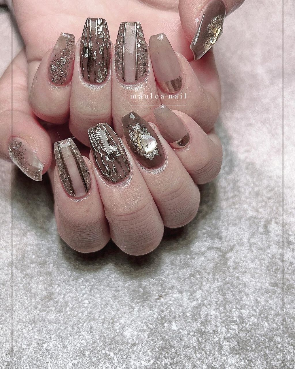 mauloa_nail on LIPS 「・ ニュアンスネイル🖤いつもありがとうございますっ☺️❤️🔥..」(1枚目)