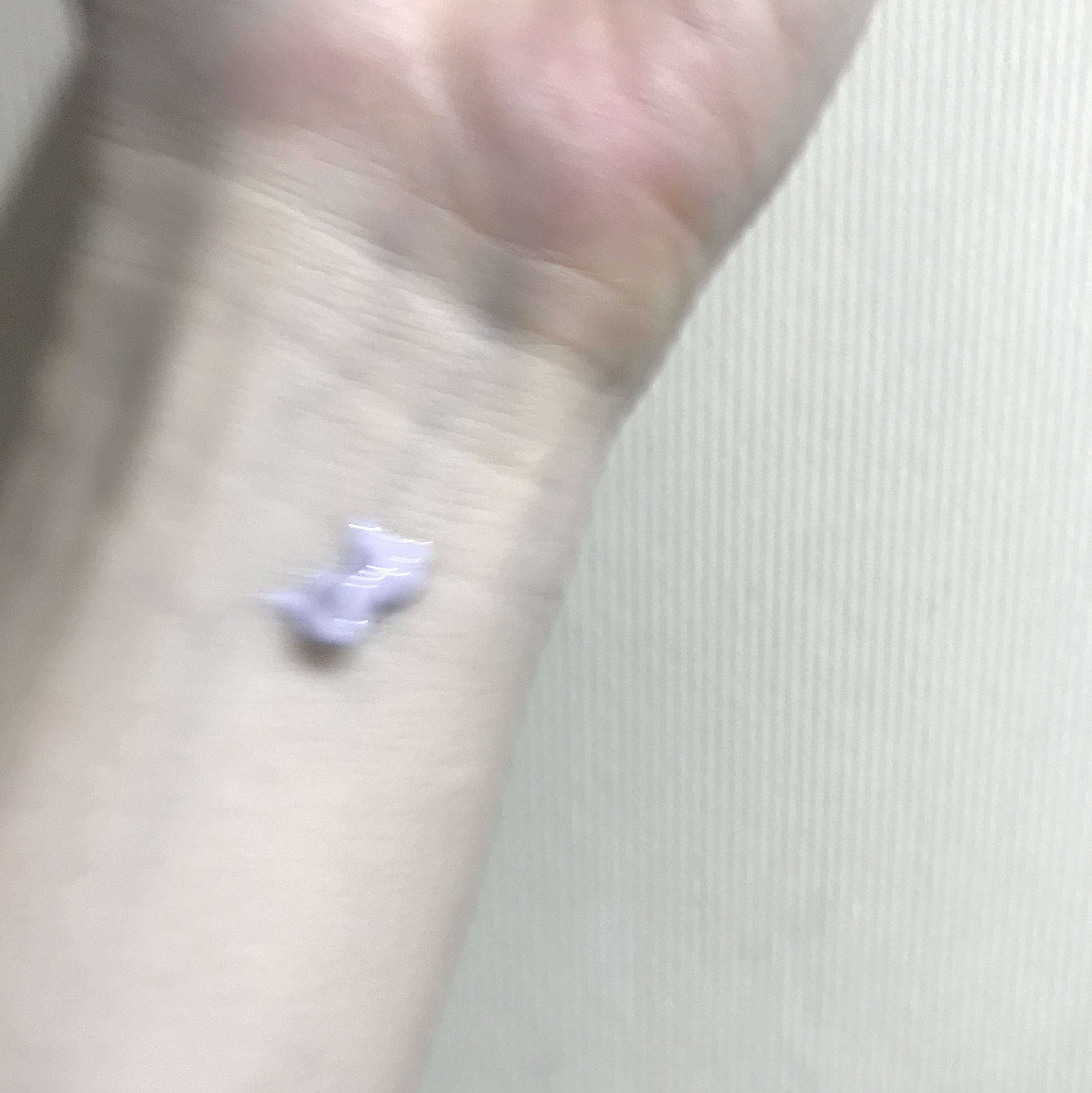 マーメイドスキンジェルUV C03 ピュアパープル/キャンメイク/日焼け止めジェルを使ったクチコミ（2枚目）