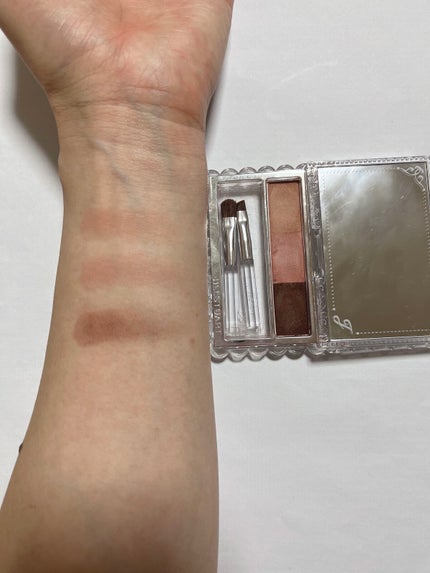 ジルスチュアート ニュアンスブロウパレット/JILL STUART/パウダーアイブロウを使ったクチコミ(4枚目)