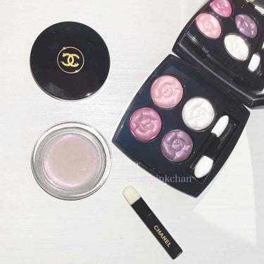 【CHANEL レキャトルオンブル 356 オーフィルデフルール 2G/グロスルミエール ミノワールドー 4G】

CHANELの春コレのカメリアキャトル🥺💓色味がドストライクすぎて絶対買うと決めていま