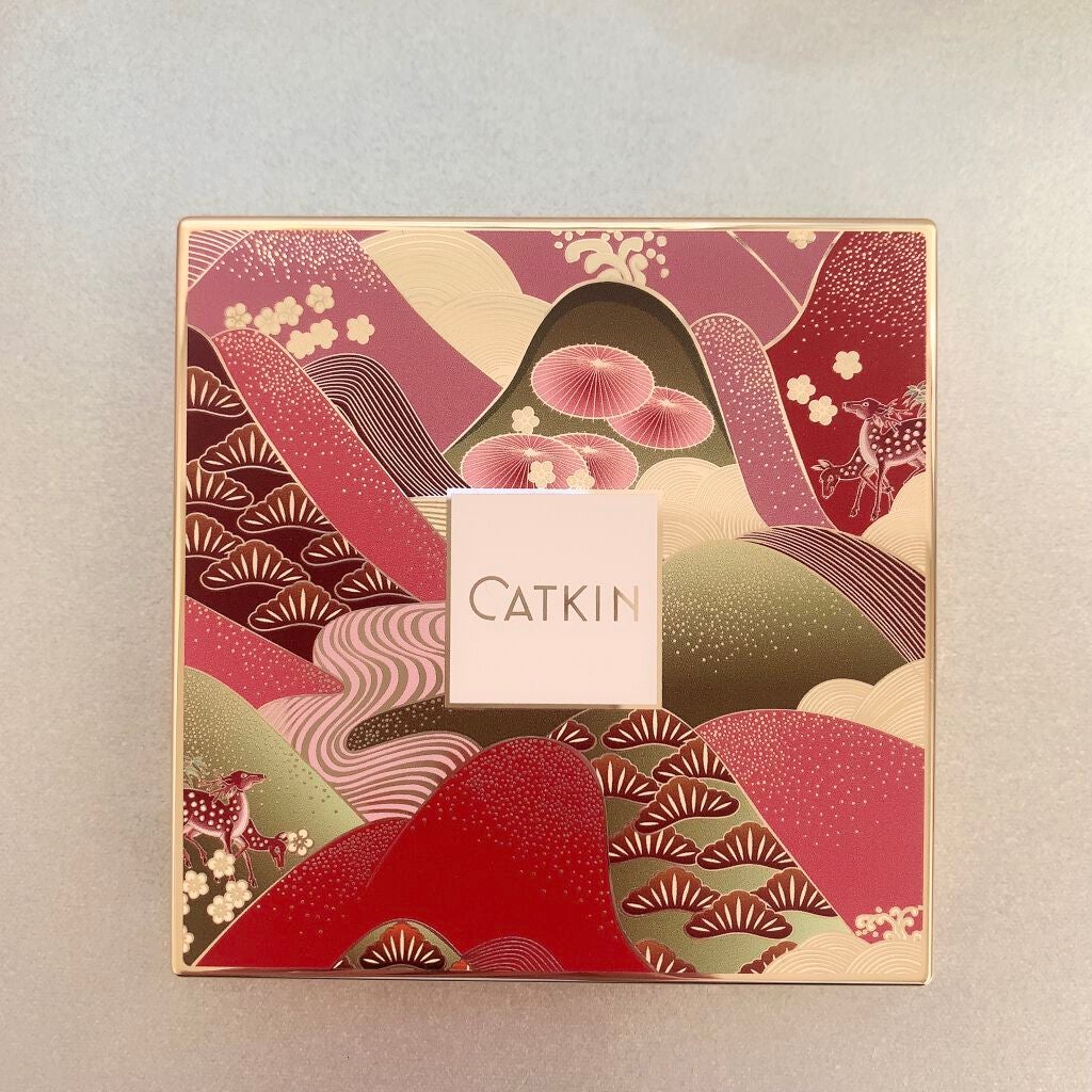 長相思シリーズ 9色アイシャドウパレット/CATKIN/アイシャドウパレットを使ったクチコミ(2枚目)