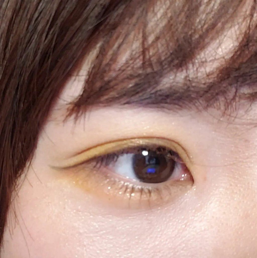 プレスド アイシャドー（レフィル） P ウォームイエロー 355/shu uemura/単色アイシャドウを使ったクチコミ（1枚目）