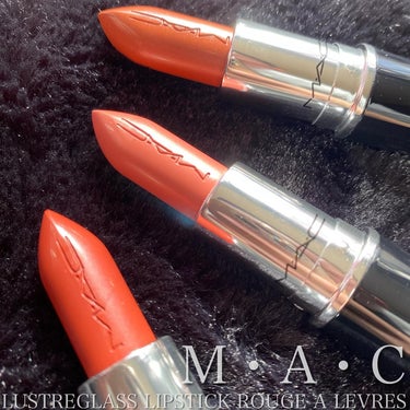 _

M･A･C
LUSTREGLASS LIPSTICK ROUGE A LEVRES
544 BUSINESS CASUAL
562 WELL,WELL,WELL!
567 LIKE I WAS S