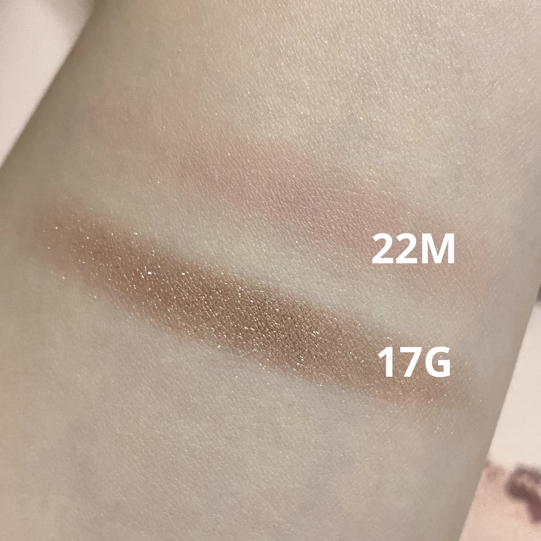 アイグロウジェム スキンシャドウ/DECORTÉ/ジェル・クリームアイシャドウを使ったクチコミ（2枚目）