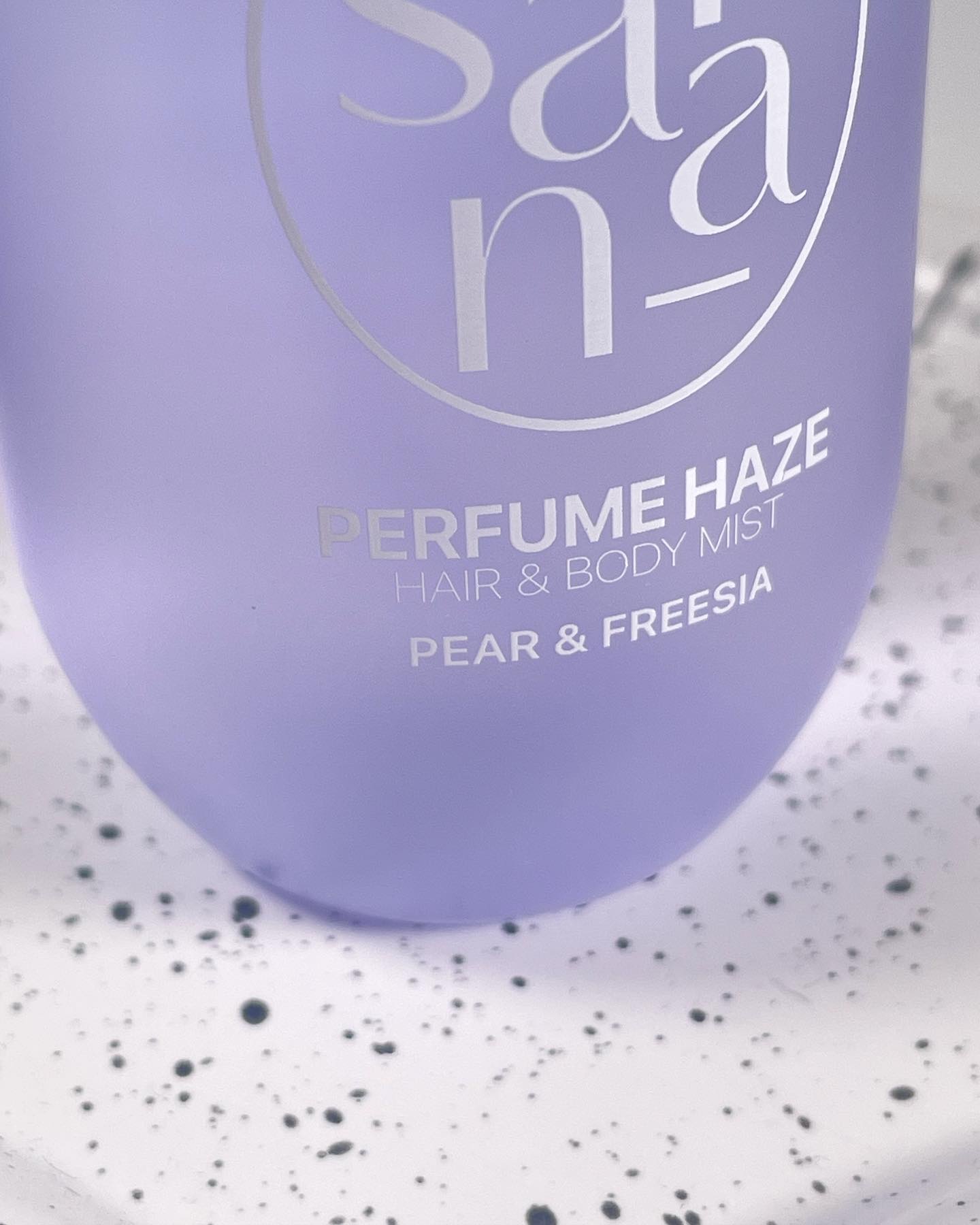 パフュームヘイズ ヘア&ボディミスト ペアー＆フリージア/SARANARA/ヘアミストを使ったクチコミ（2枚目）