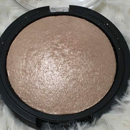 ベイクドハイライター/e.l.f. Cosmetics/パウダーハイライトを使ったクチコミ(2枚目)