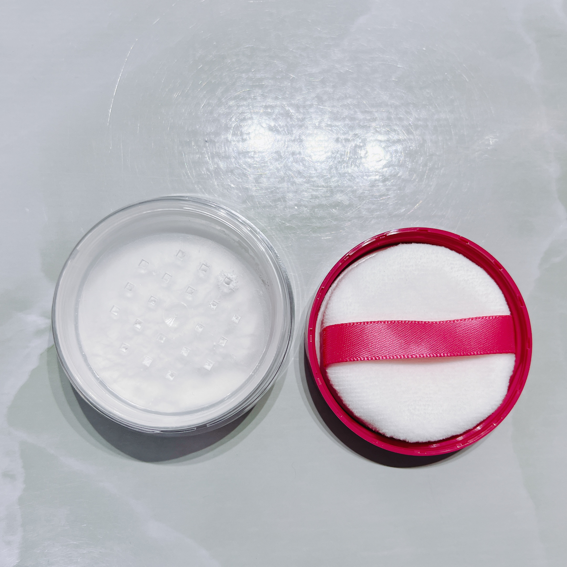 ノーセバム　ミネラルパウダー　N/innisfree/ルースパウダーを使ったクチコミ（3枚目）