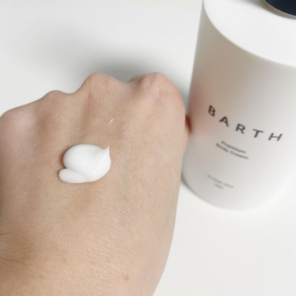 プレミアムボディクリーム at bath time/BARTH/ボディクリームを使ったクチコミ(2枚目)