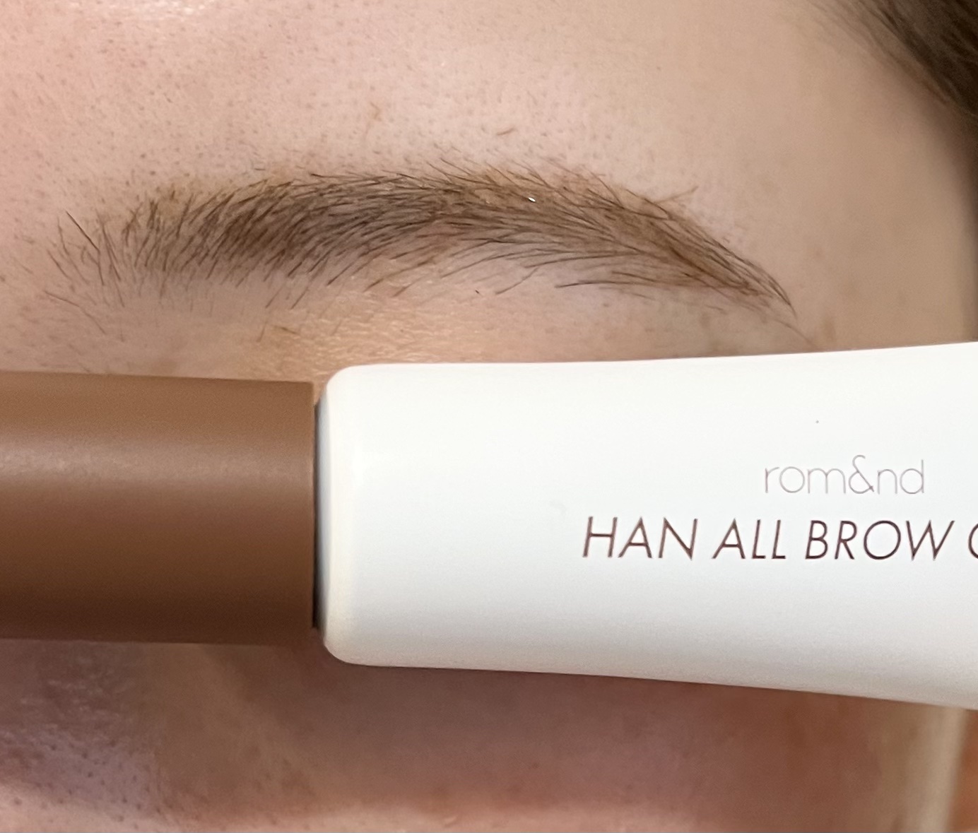 ハンオールブロウカラ/rom&nd/眉マスカラを使ったクチコミ（3枚目）