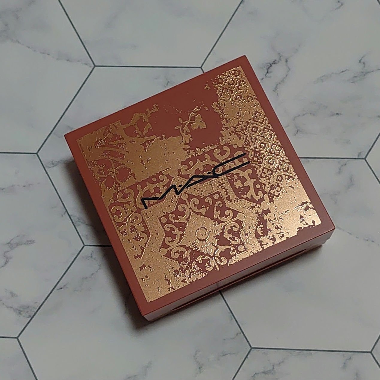 テディ テイクオーバー アイ & フェイスパレット ライト/M・A・C/アイシャドウパレットを使ったクチコミ（2枚目）