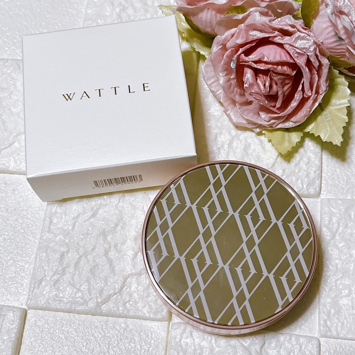 WATTLEクッションファンデーション/WATTLE/クッションファンデーションを使ったクチコミ(4枚目)