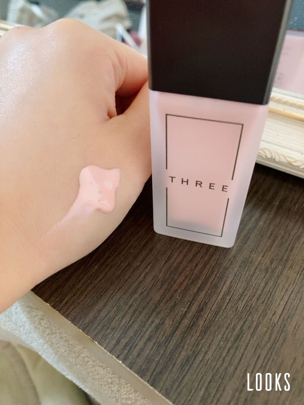 アドバンスドエシリアルスムースオペレーター プライマー/THREE/化粧下地を使ったクチコミ（3枚目）