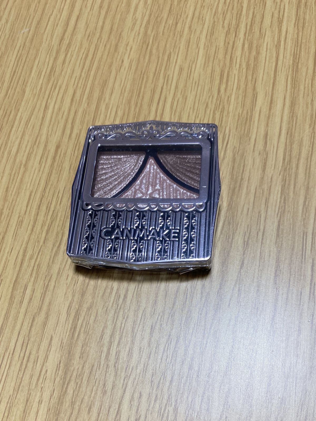 ジューシーピュアアイズ/キャンメイク/アイシャドウパレットを使ったクチコミ（2枚目）