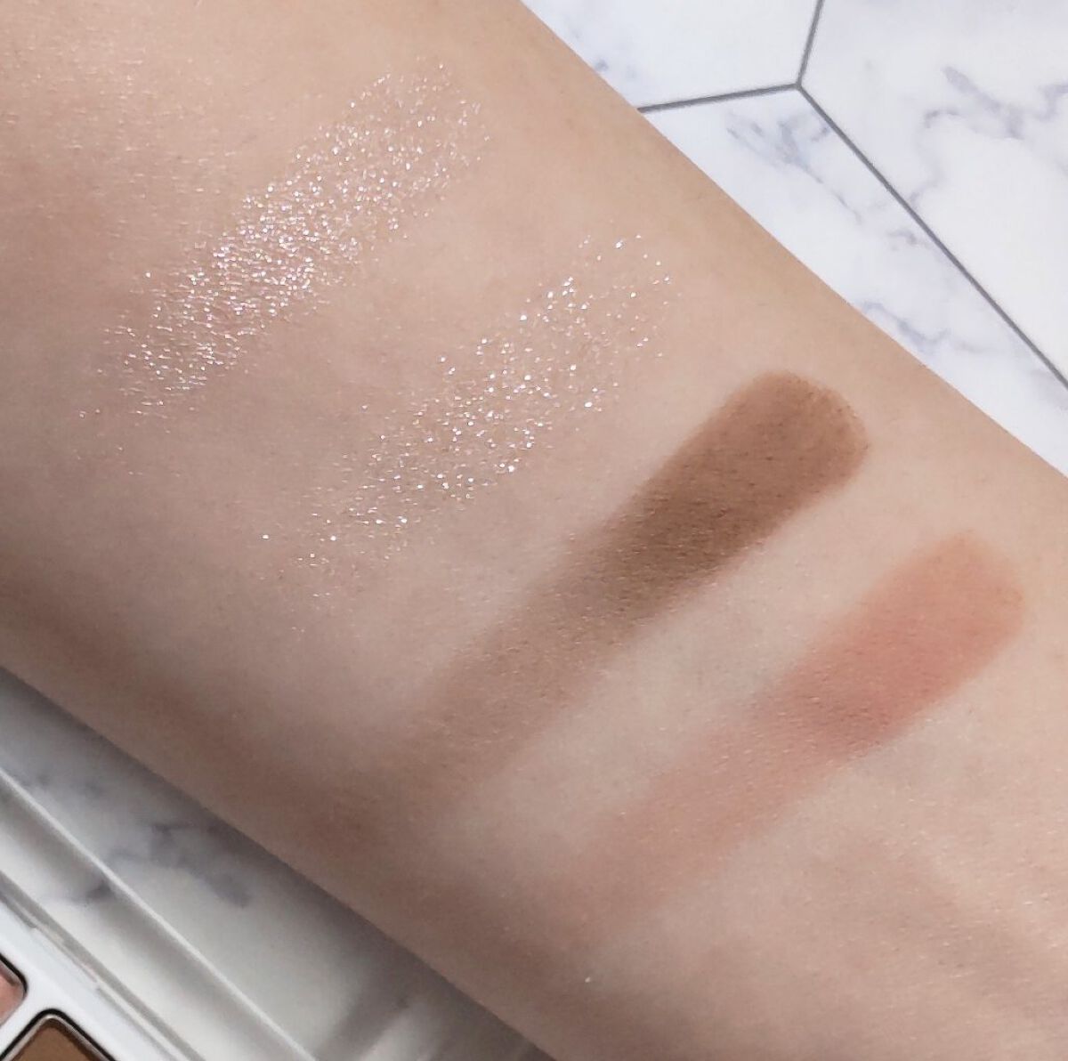 THE アイパレR 107 期待のローズブラウン(限定)【旧】/b idol/アイシャドウパレットを使ったクチコミ（3枚目）