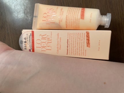 カラーフィットハンドクリーム/ロダレット/ハンドクリームを使ったクチコミ(3枚目)