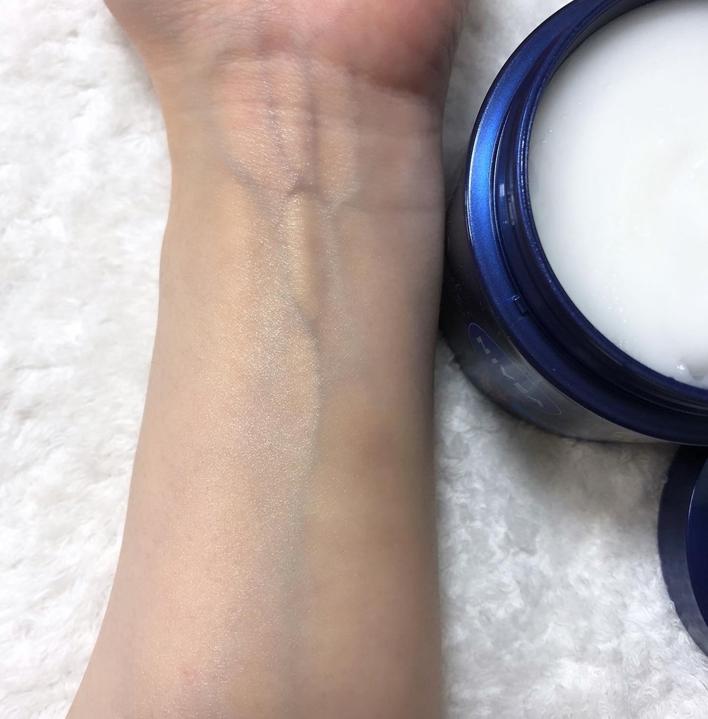 ニベア ロイヤルブルーボディクリーム うるおい密封ケア/ニベア/ボディクリームを使ったクチコミ(6枚目)