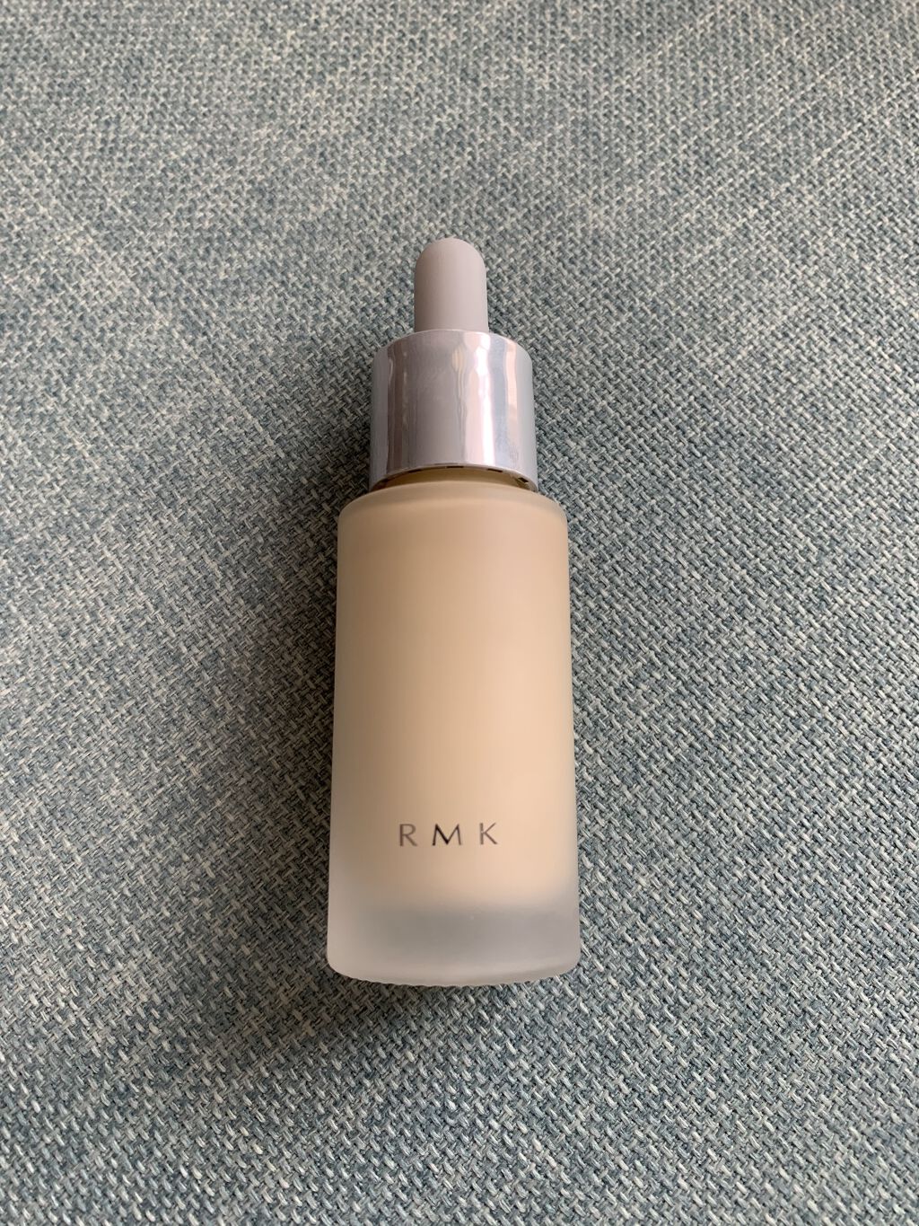 カラーファンデーション 04/RMK/リキッドファンデーションを使ったクチコミ（1枚目）