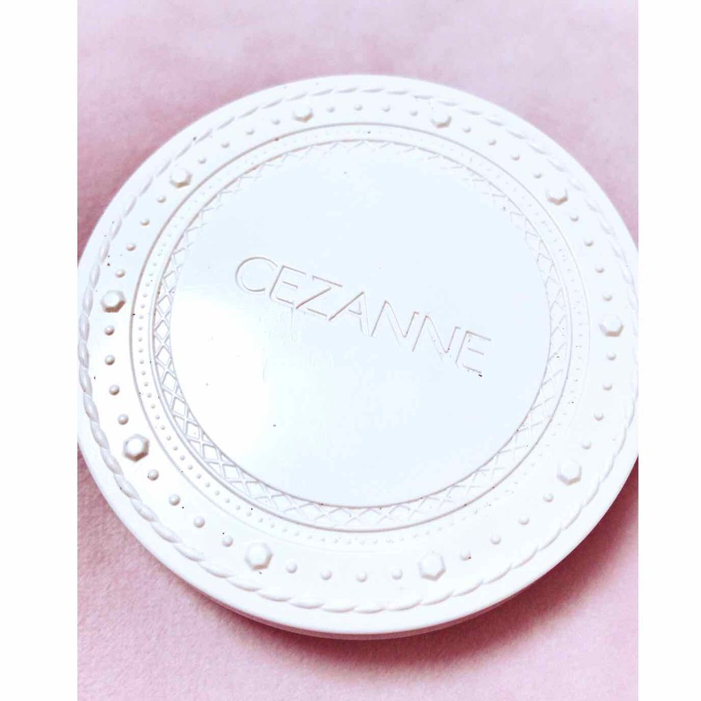 UVクリアフェイスパウダー/CEZANNE/プレストパウダーを使ったクチコミ（1枚目）