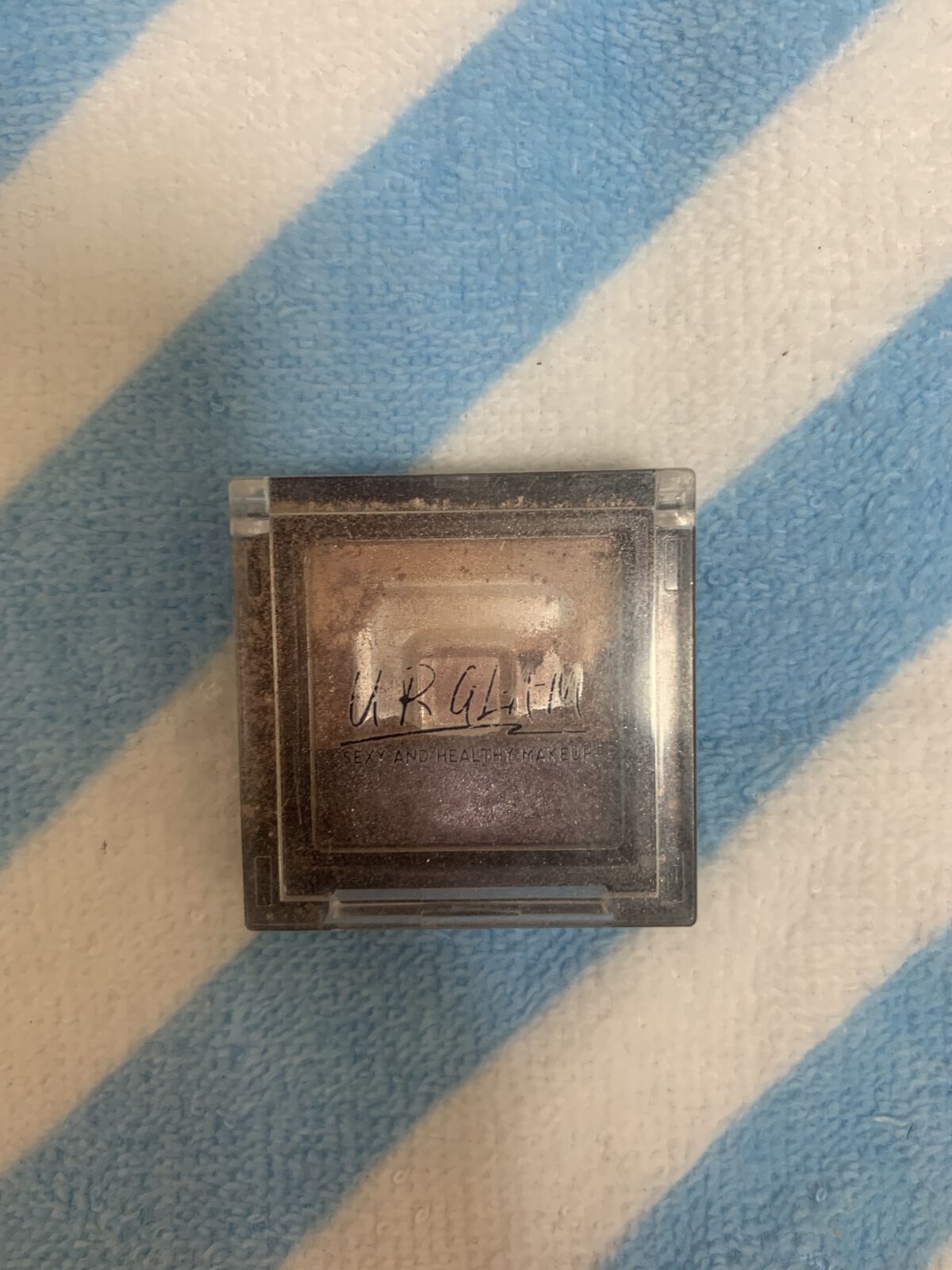 UR GLAM　GRADATION EYESHADOW/U R GLAM/アイシャドウパレットを使ったクチコミ（1枚目）