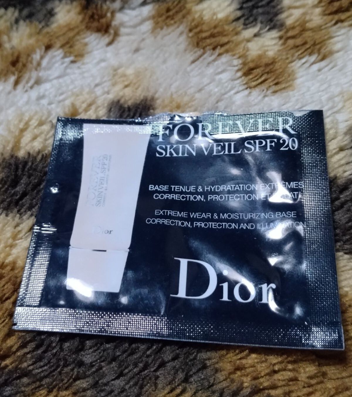 【旧】ディオールスキン フォーエヴァー スキン ヴェール 001/Dior/化粧下地を使ったクチコミ（1枚目）