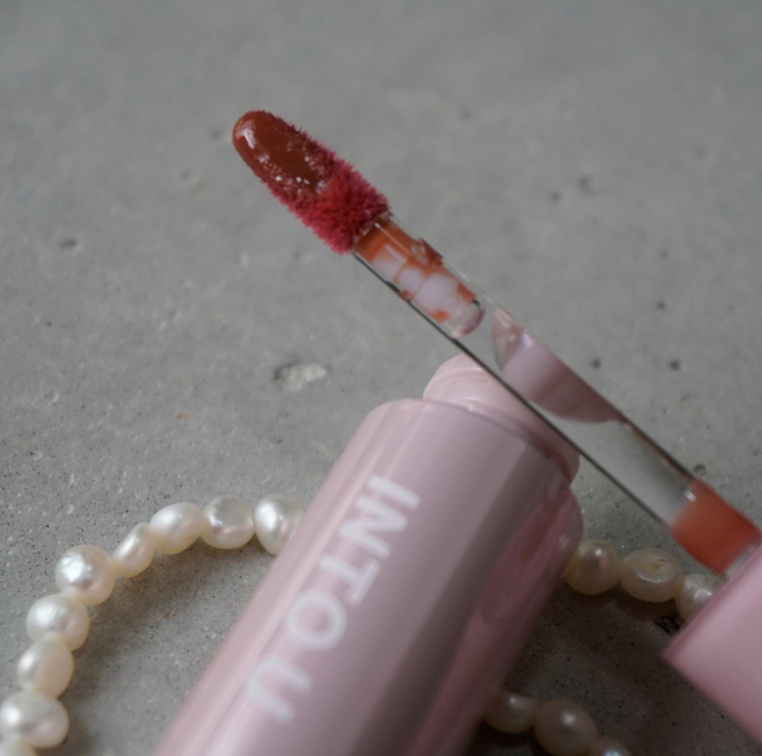 ジューシーパンピンググロス/INTO U/リップグロスを使ったクチコミ(2枚目)