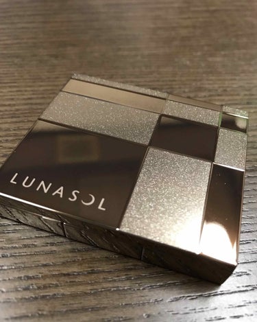 ディープヴェールアイズ/LUNASOL/アイシャドウパレットを使ったクチコミ（1枚目）