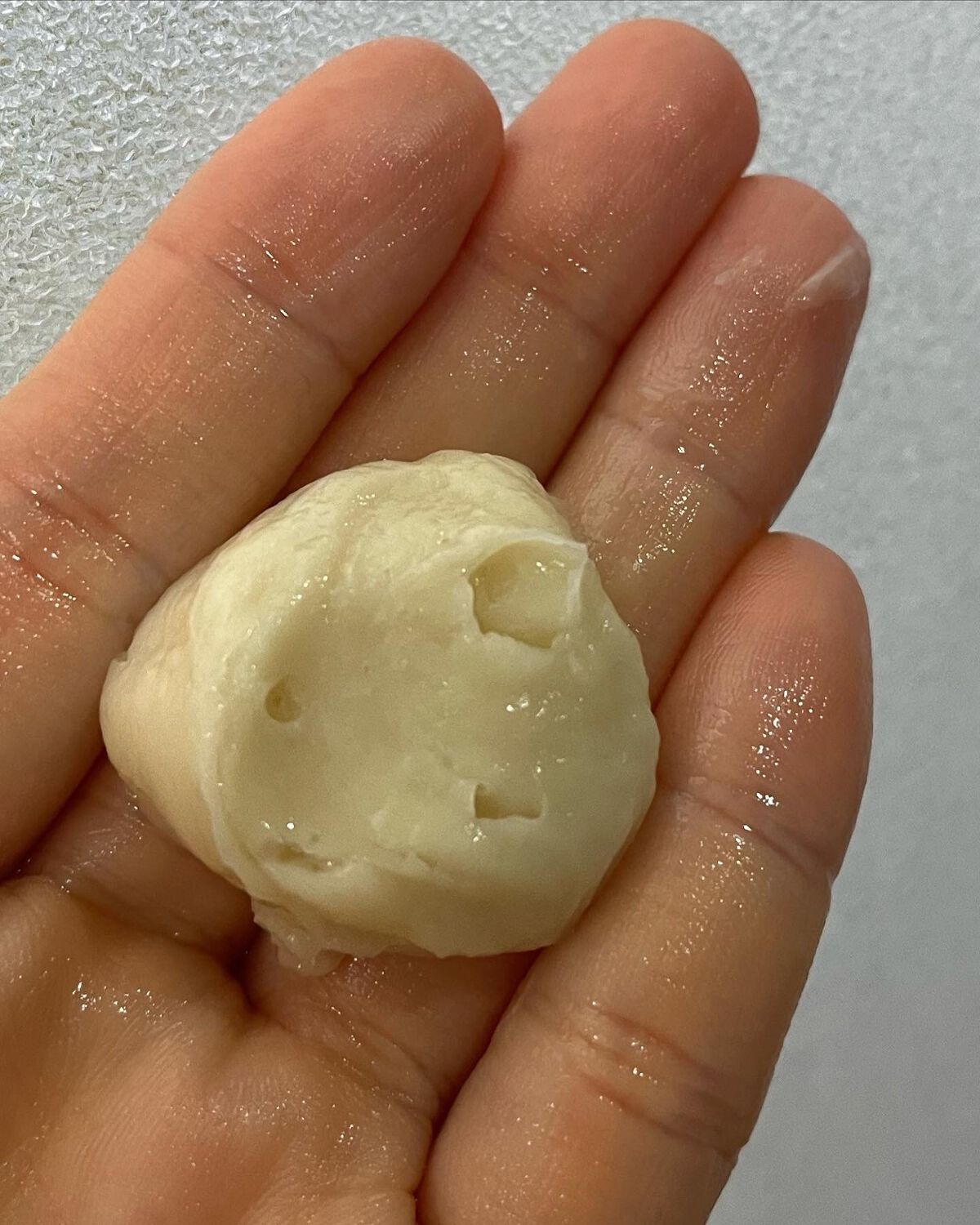 モイストダイアン パーフェクトビューティ エクストラダメージリペア ヘアマスク/ダイアン/ヘアマスク・ヘアパックを使ったクチコミ(2枚目)