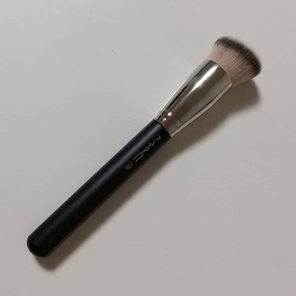 #170 シンセティック ラウンド スラント ブラシ/M・A・C/メイクブラシを使ったクチコミ(1枚目)