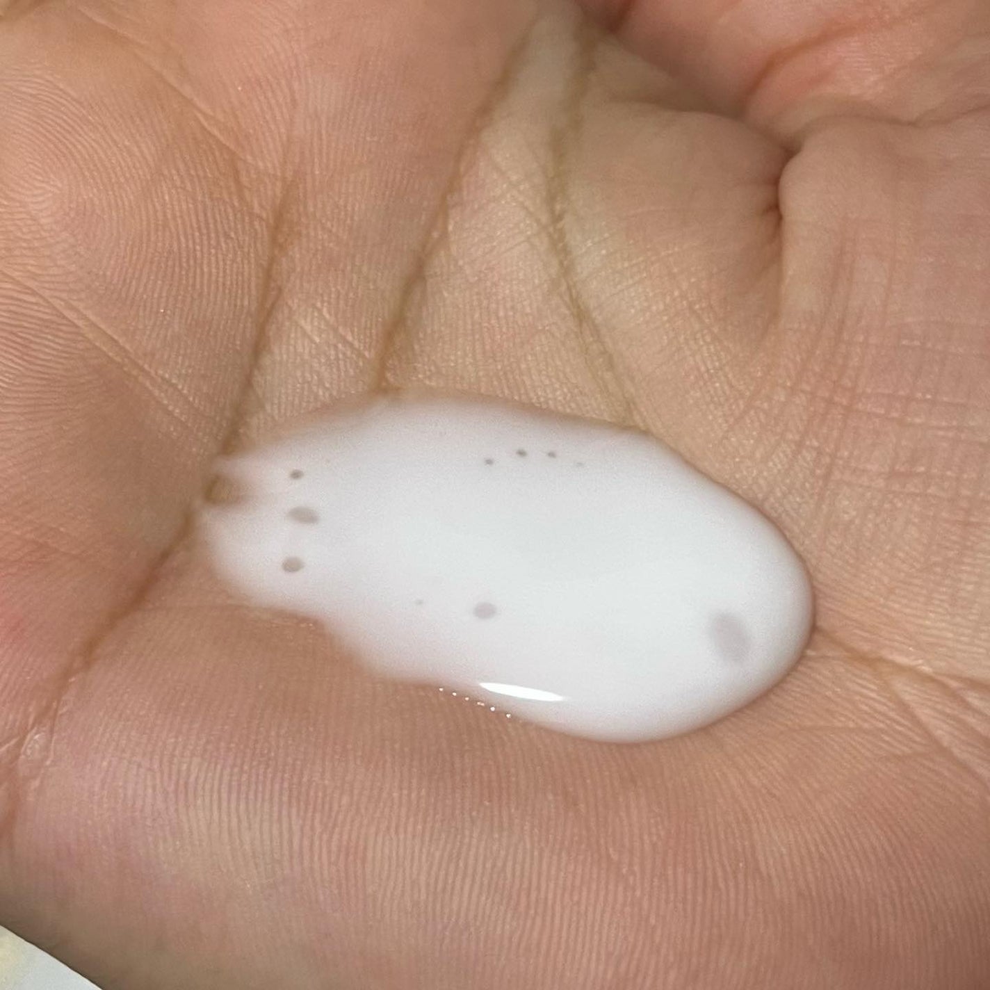 ハトムギ乳液inビタミンC誘導体/パエンナ/乳液を使ったクチコミ(3枚目)