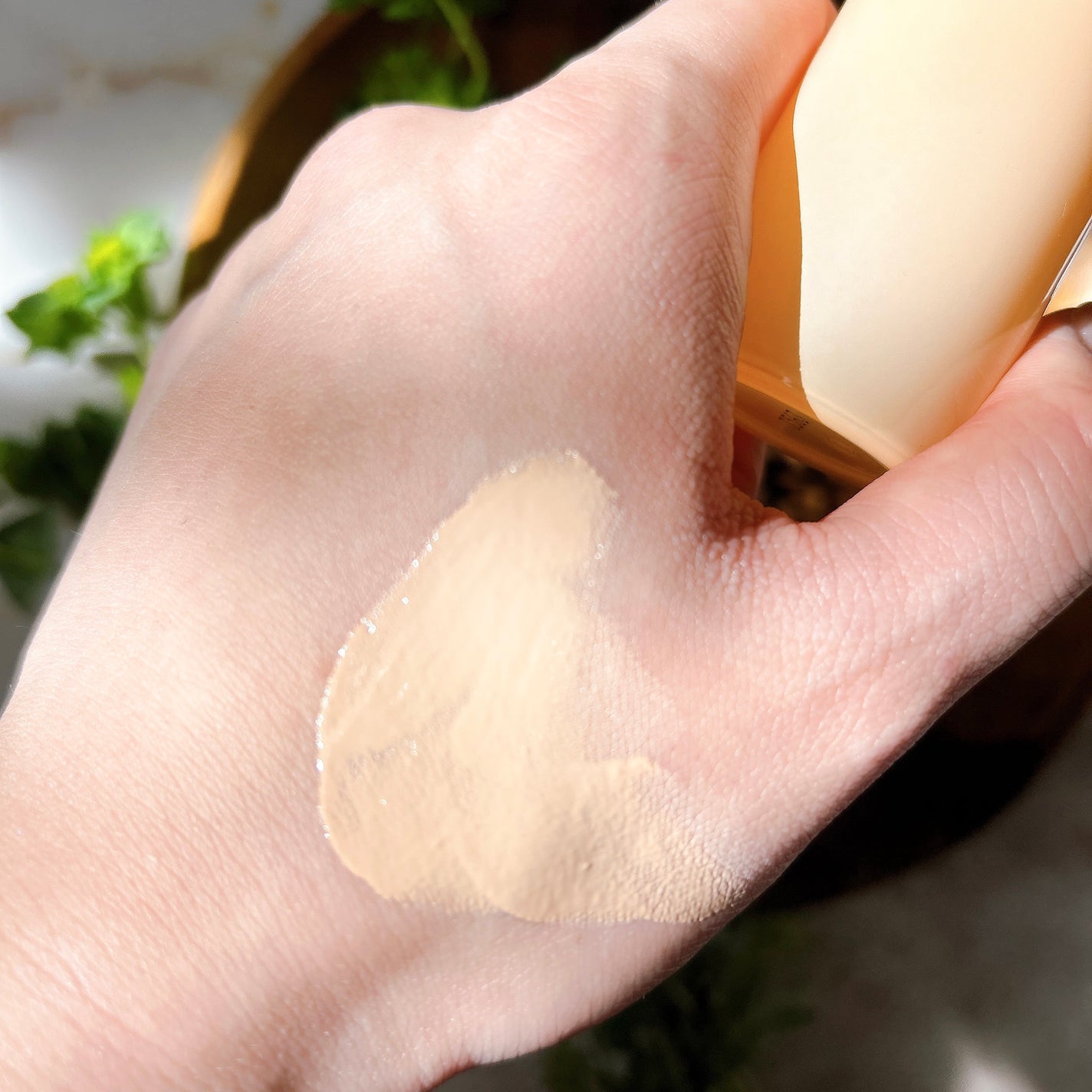 クラリティフロウリクイド/LUNASOL/リキッドファンデーションを使ったクチコミ(6枚目)