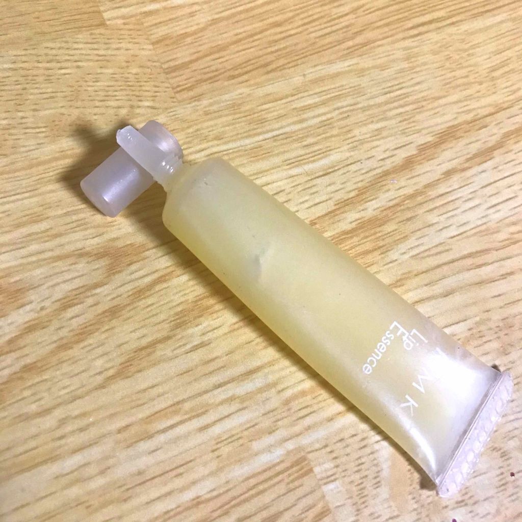 リップエッセンスN/RMK/リップ美容液を使ったクチコミ（3枚目）