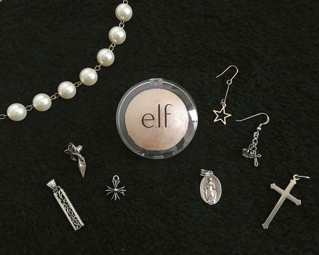 ベイクドハイライター/e.l.f. Cosmetics/パウダーハイライトを使ったクチコミ(1枚目)