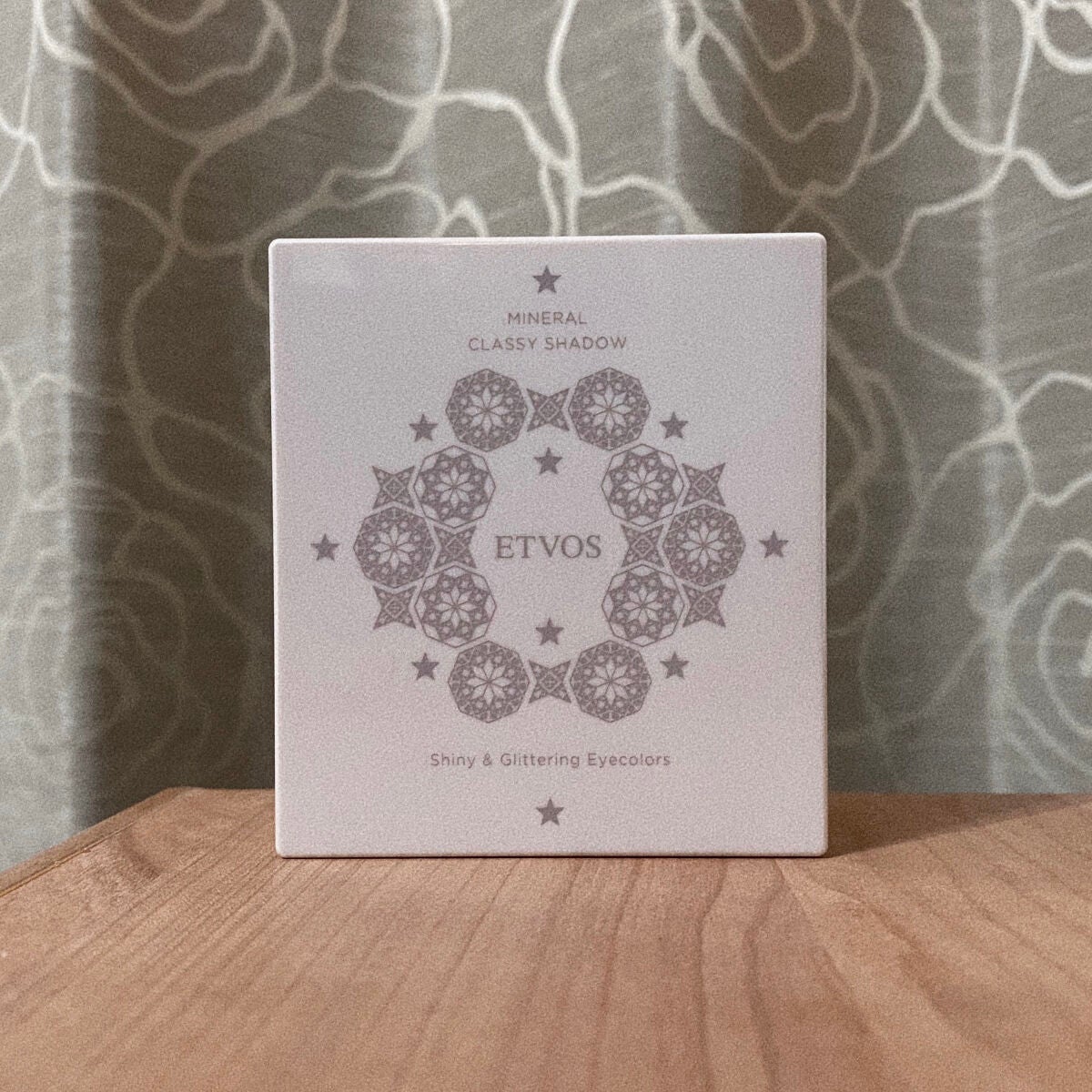 ミネラルクラッシィシャドー2022CF/エトヴォス/アイシャドウパレットを使ったクチコミ(2枚目)