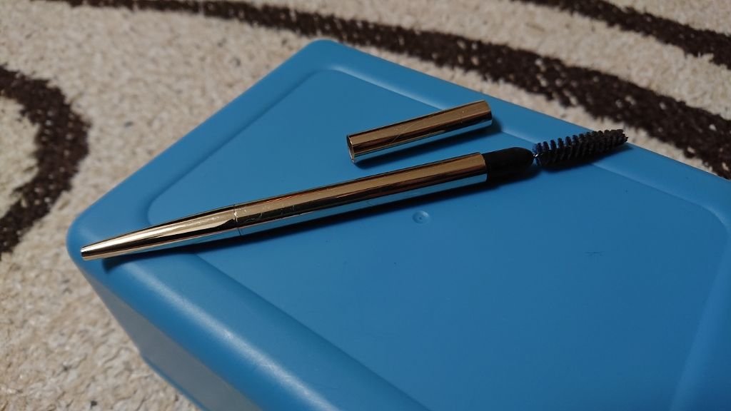 らいっこのクチコミ「インフィニティのアイブロウペンシルは凄いオススメです！
とにかく書き心地が最高です。
芯が柔ら.....」（1枚目）