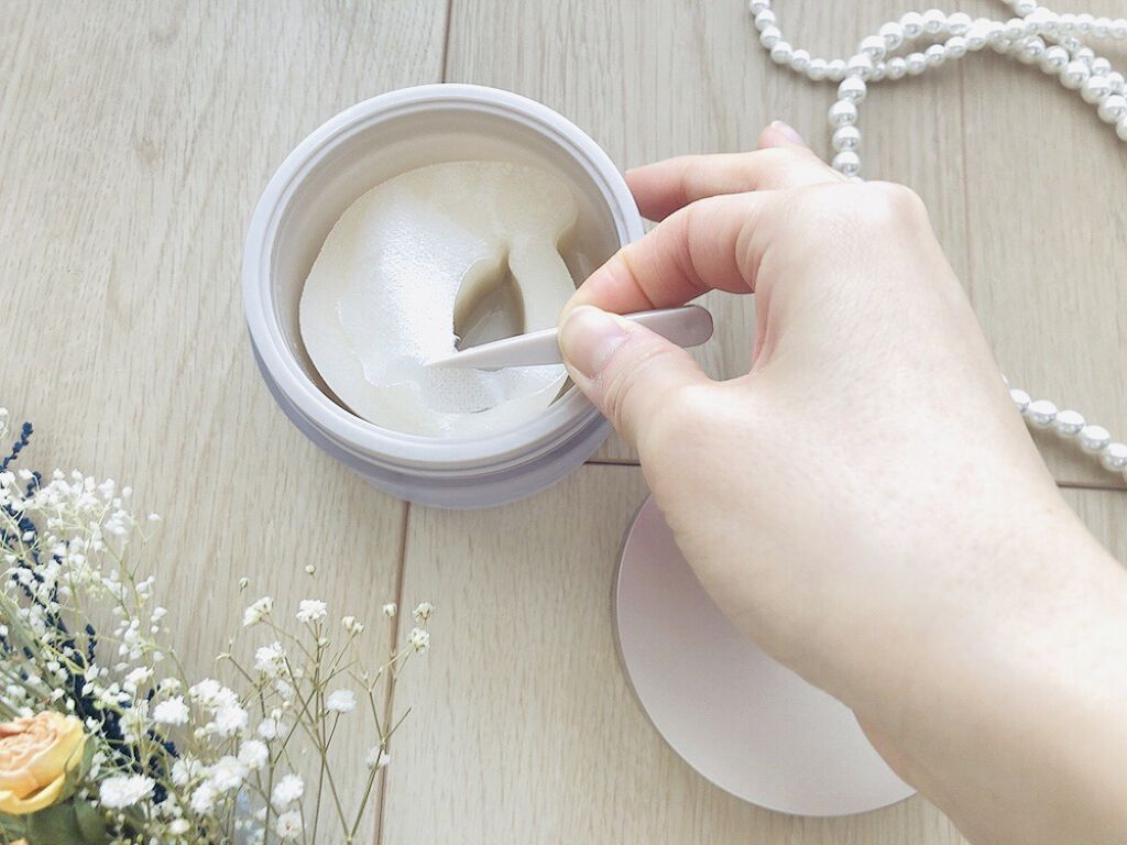 ビューティーアイズ エッセンスシート プレミアム/AXXZIA/アイケア・アイクリームを使ったクチコミ（3枚目）