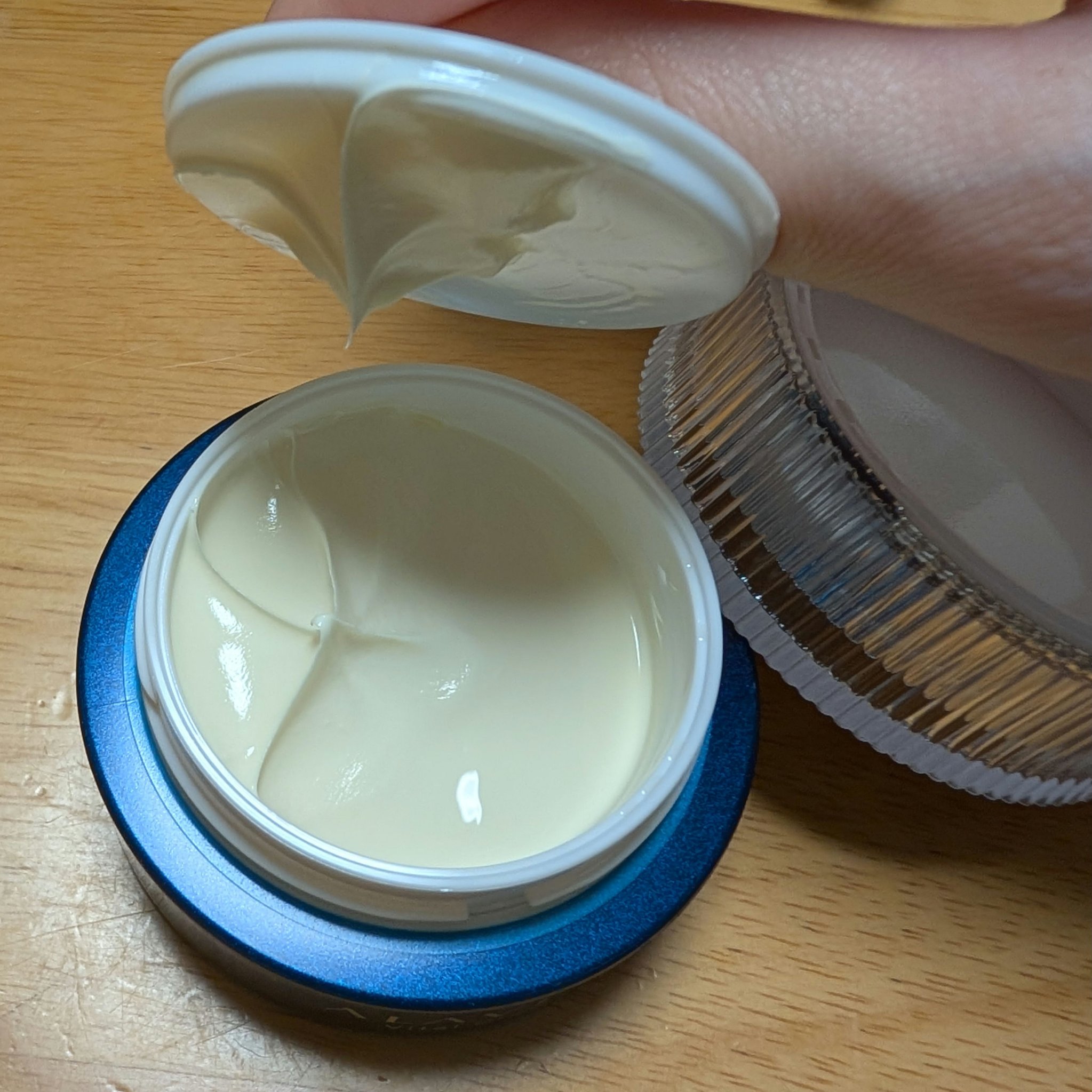 ヴァイタルクリーム/ALAVITA/フェイスクリームを使ったクチコミ（3枚目）