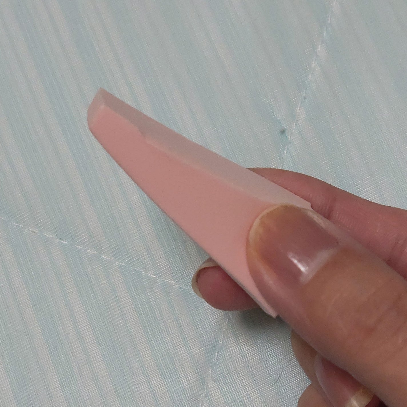 メイクアップスポンジ(バリューパック ウェッジ型 30個)/DAISO/パフ・スポンジを使ったクチコミ(2枚目)