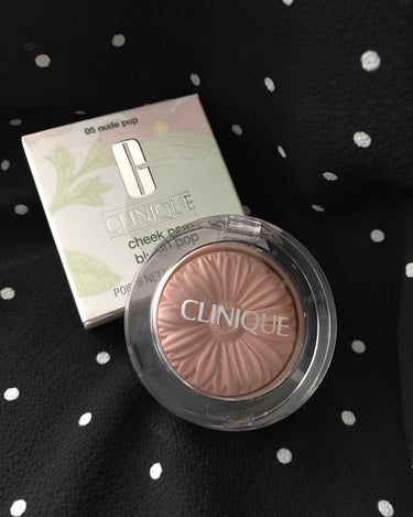 CLINIQUE
チーク ポップ
05 ヌード ポップ

新しく購入しました♡
秋冬向け&大人っぽカラーを取り入れたくて♡


色味はコーラル寄りのベージュゴールド✨
タッチアップをしてもらったらベージ