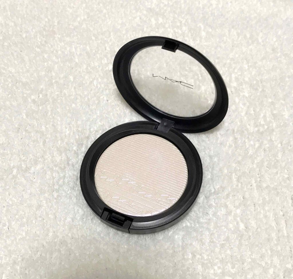 デュアルインテンシティーアイシャドー/NARS/単色アイシャドウを使ったクチコミ（1枚目）